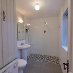 10mindrivecliffsofmoher-cozy2br-parking-wifi Apartment *