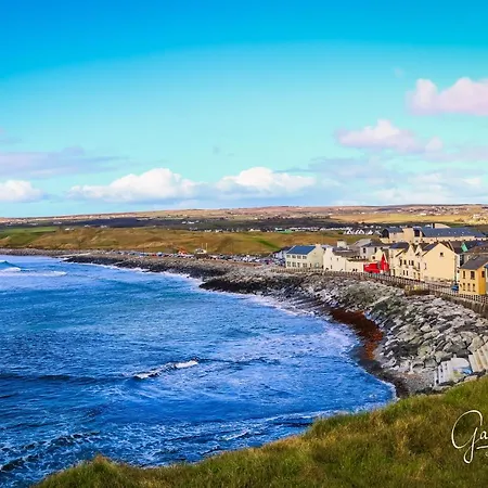 10mindrivecliffsofmoher-cozy2br-parking-wifi 公寓